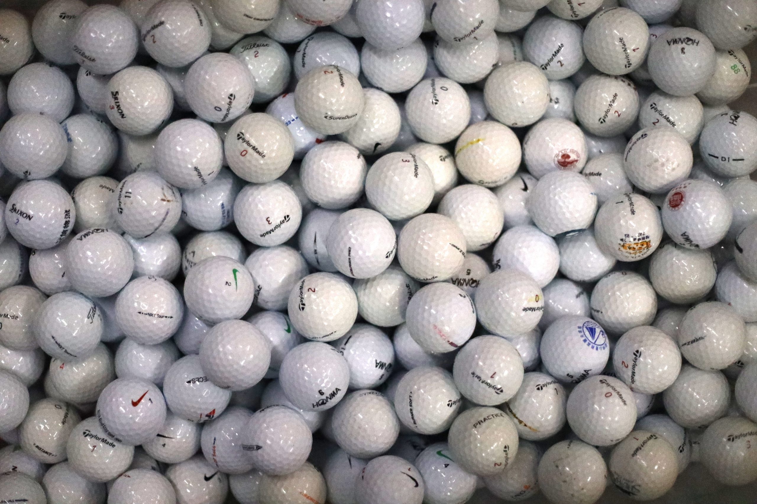 50 Lakeballs Markenmix (Qualitätsstufe A/AA) Urban Golf Shop CROSSGOLF.de